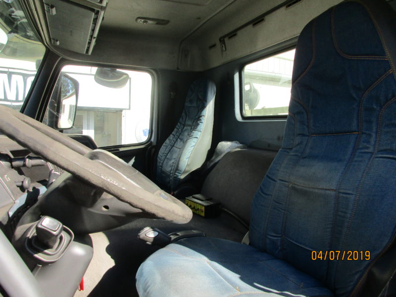 volvo camion ampliroll